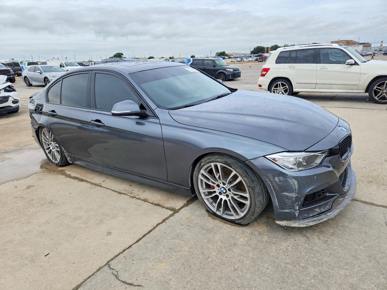 2014 BMW 335 I - Фото 4