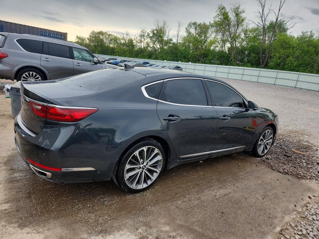 2017 Kia Cadenza Technology - Фото 3