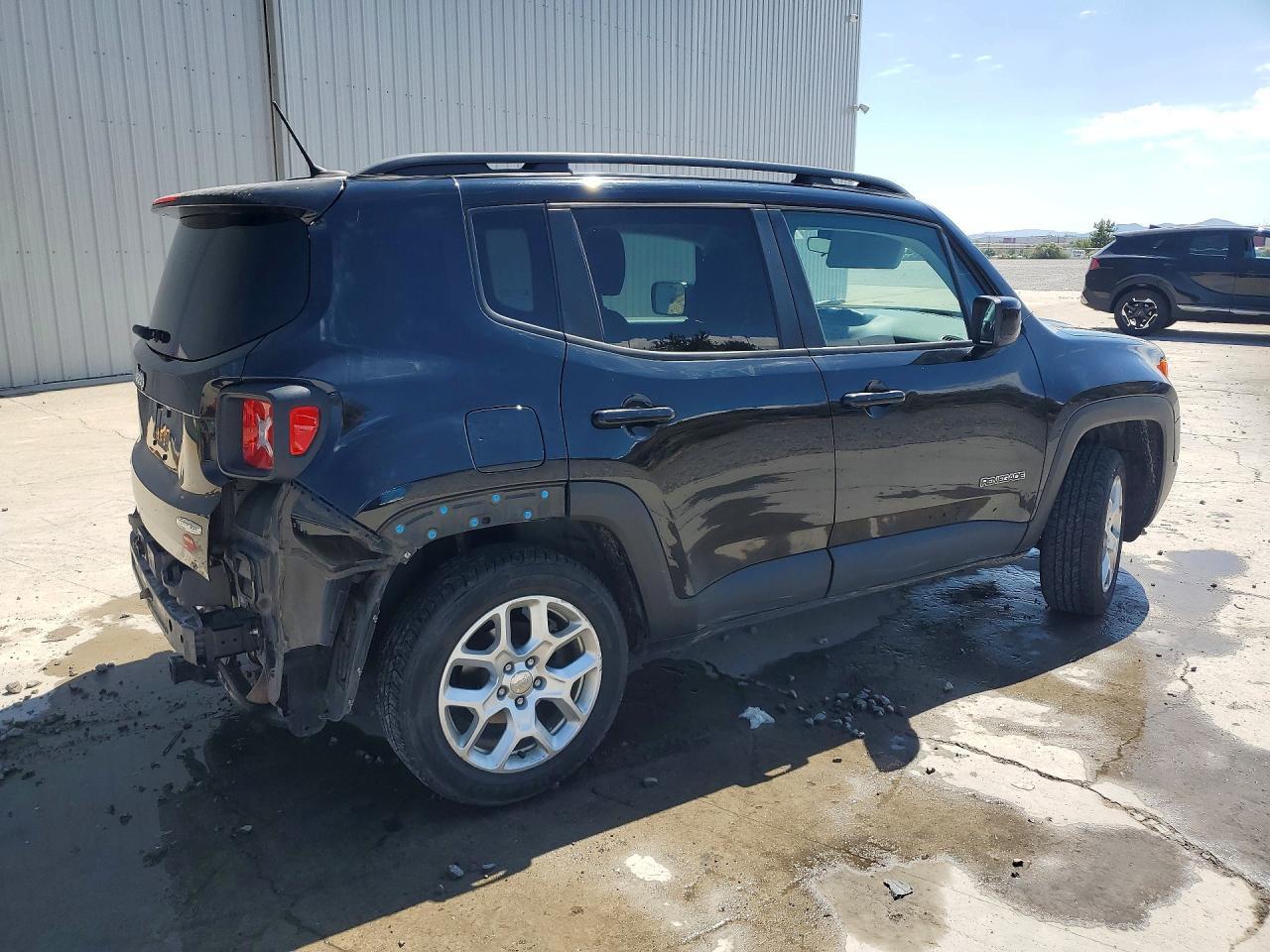 2017 Jeep Renegade Latitude - Фото 3