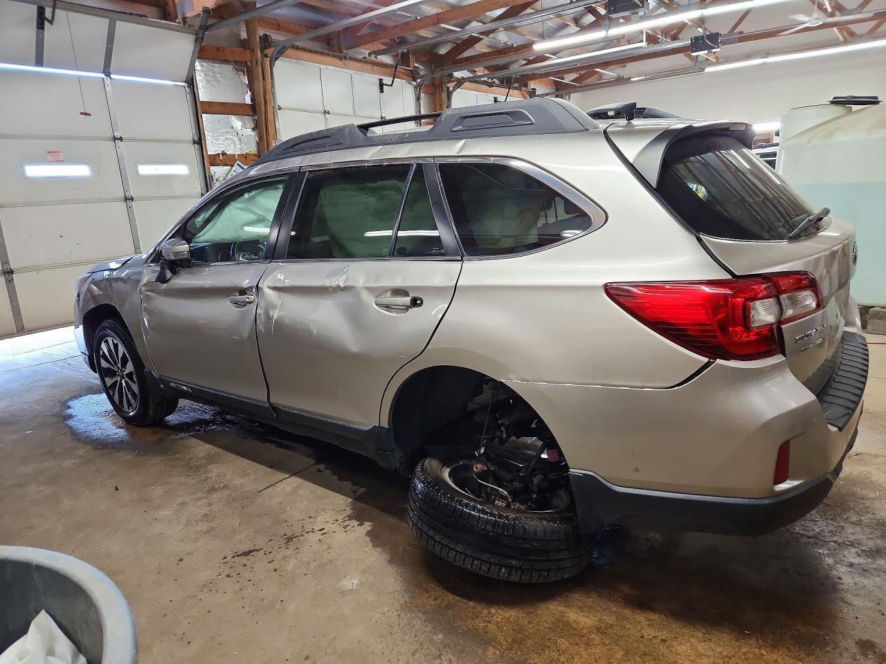 2016 Subaru Outback 2.5I Limited - Фото 2