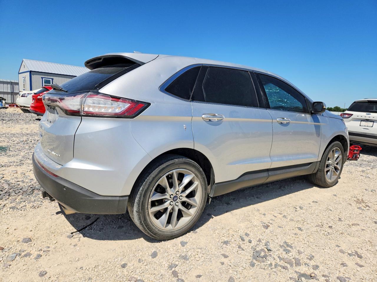 2015 Ford Edge Titanium - Image 3