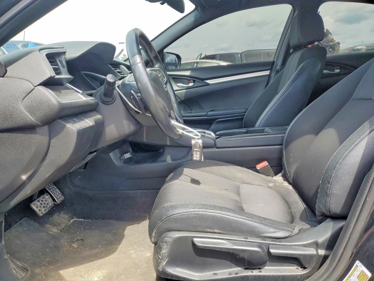 2020 Honda Civic Sport - Image 7