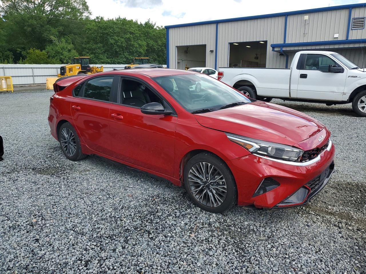 2024 Kia Forte Gt Line - Фото 4