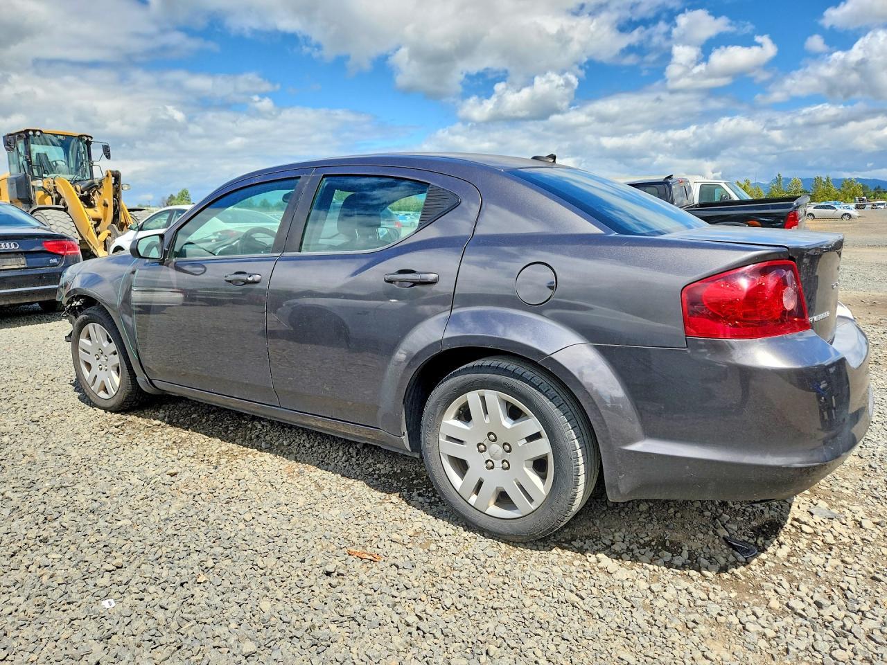 2014 Dodge Avenger Se - Фото 2