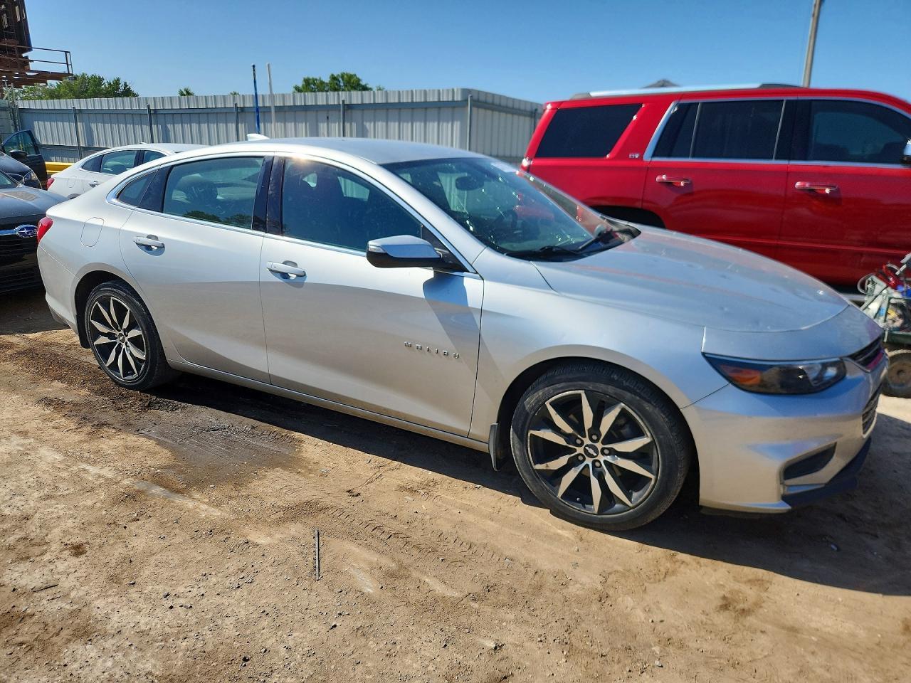 2017 Chevrolet Malibu Lt - Image 4