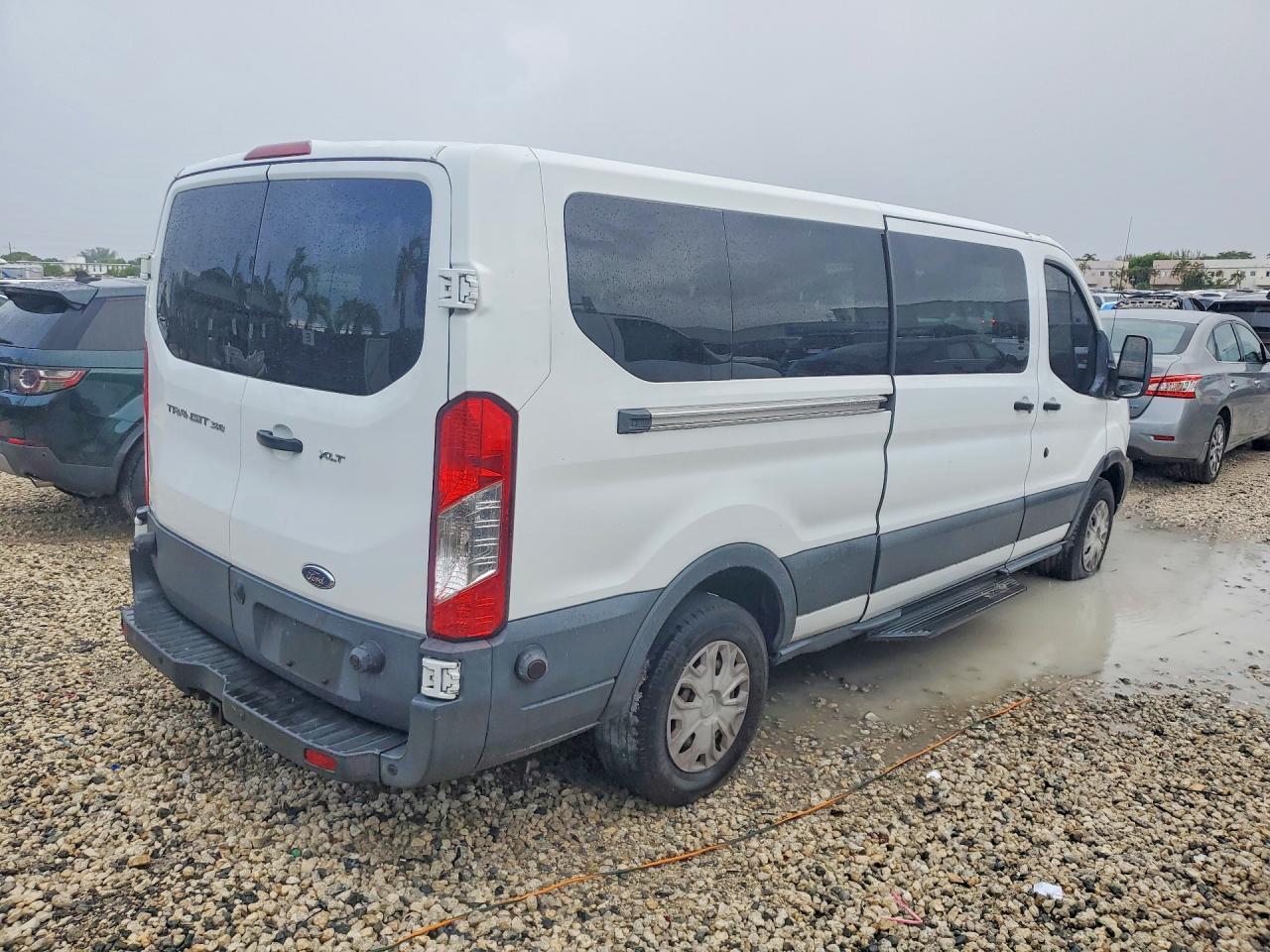 2017 Ford Transit T-350 - Фото 3