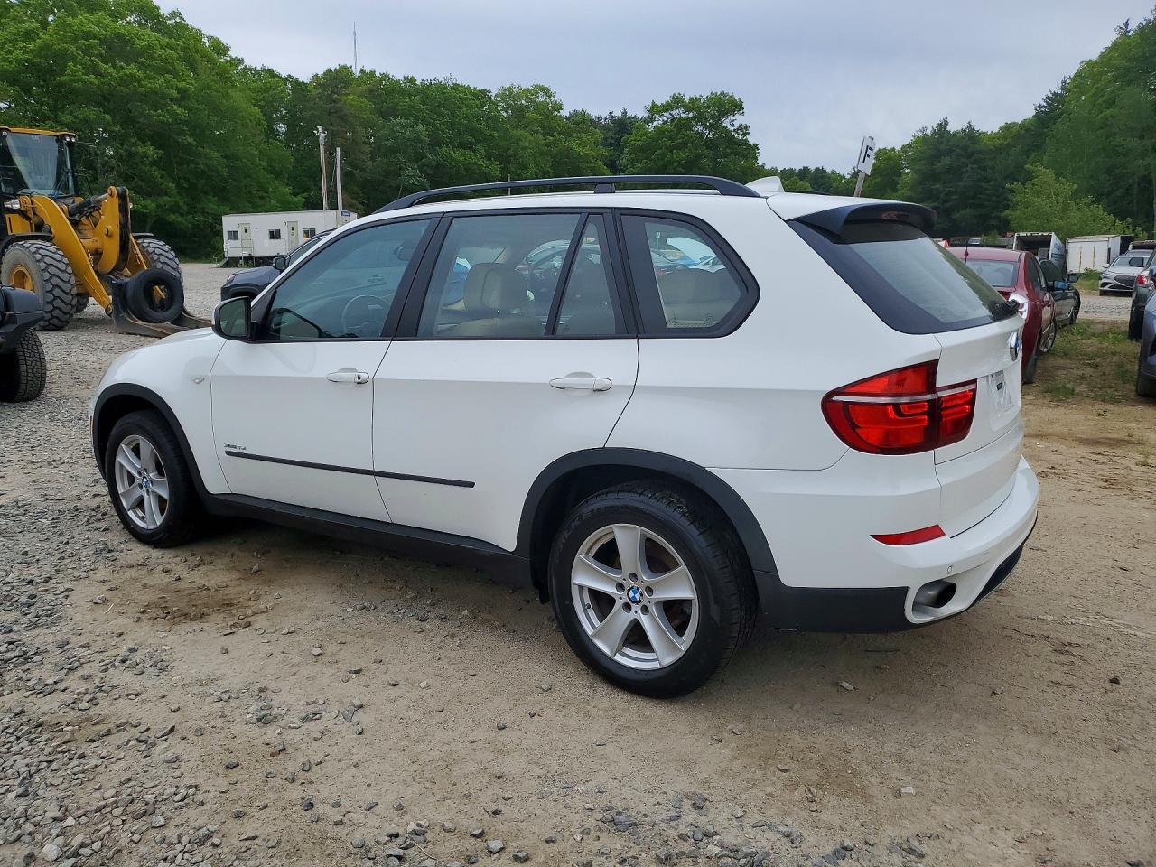 2012 BMW X5 xDrive35I - Image 2
