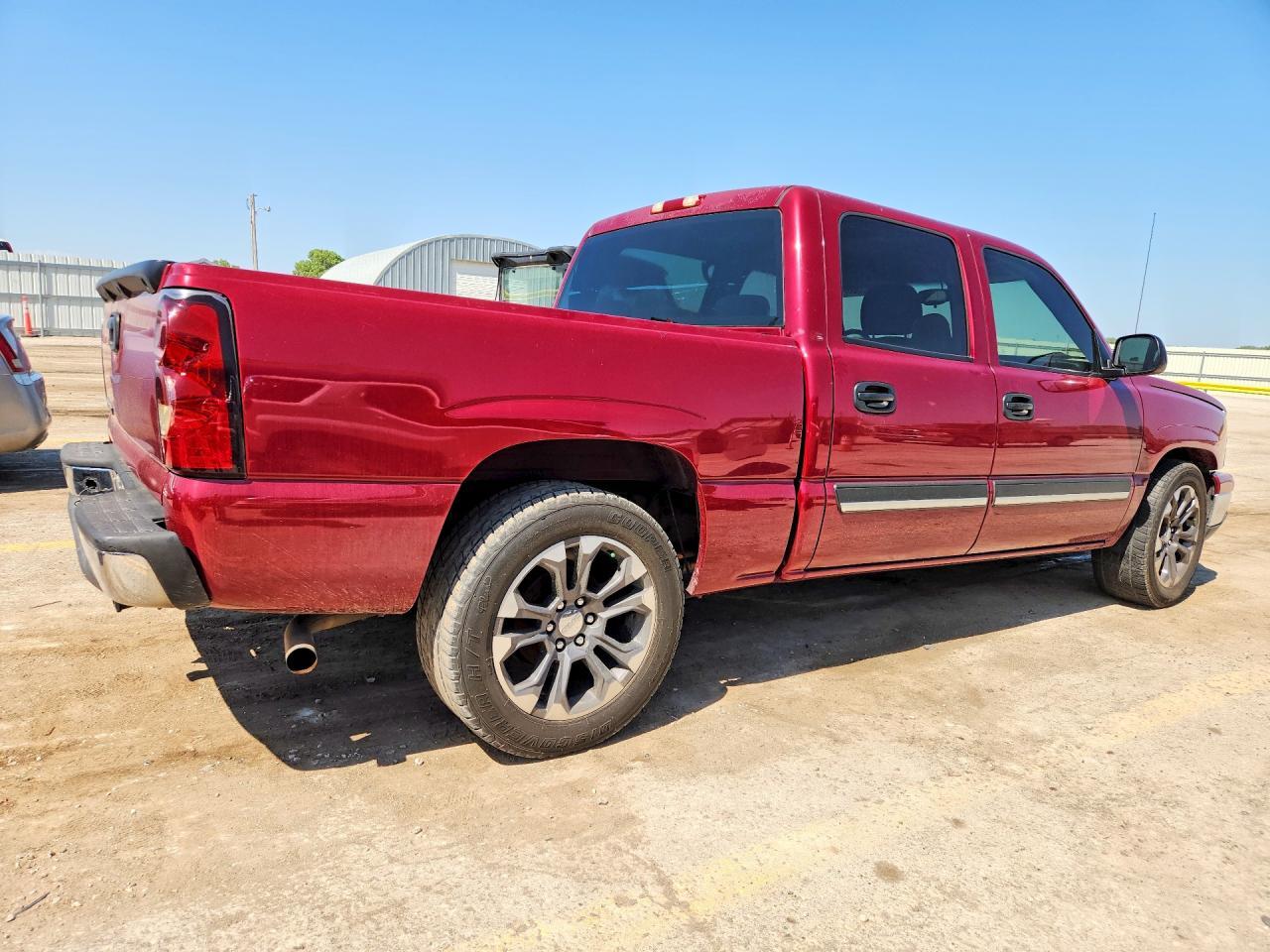 2006 Chevrolet Silverado C1500 - Image 3