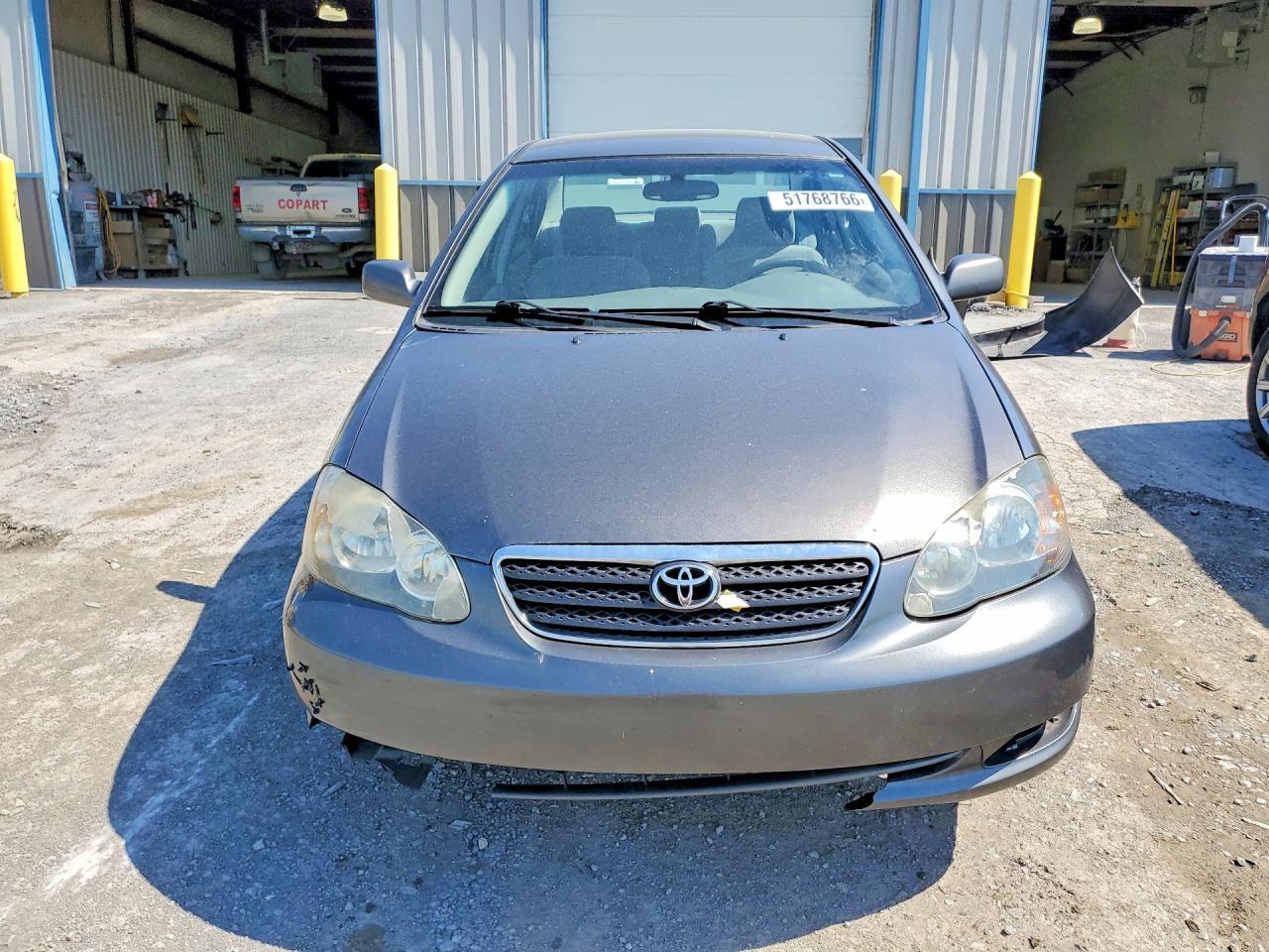 2005 Toyota Corolla Le - Image 5