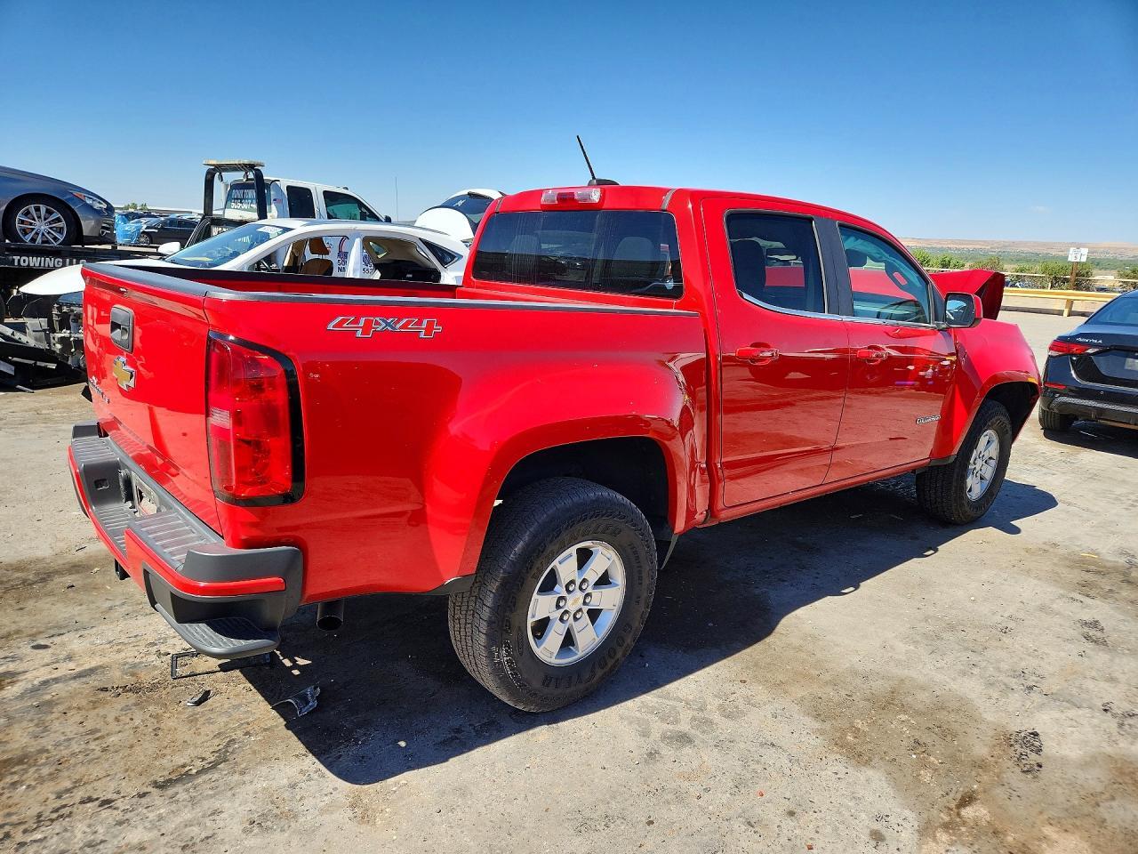 2018 Chevrolet Colorado - Image 3