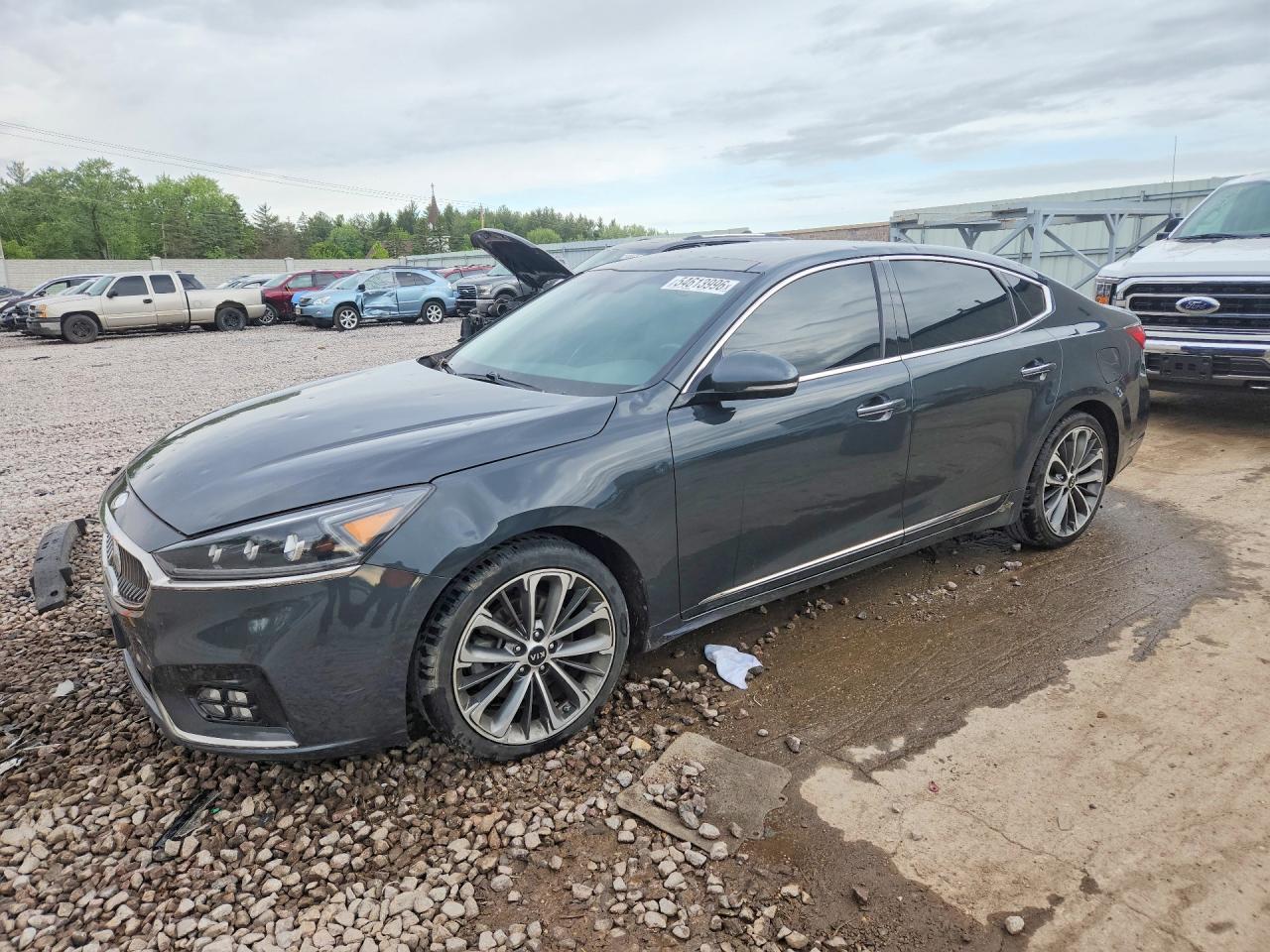 2017 Kia Cadenza Technology