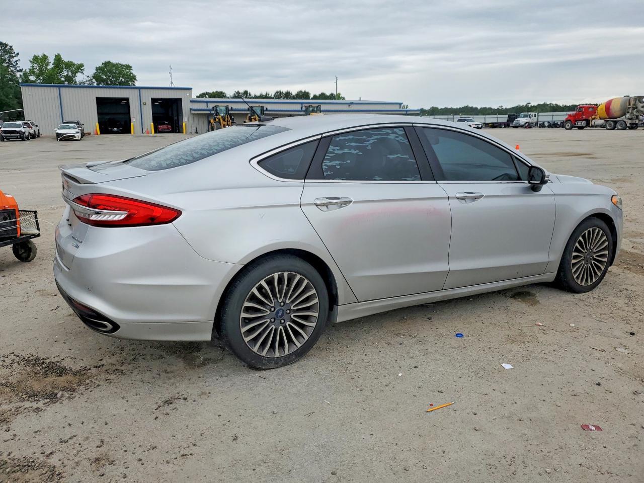 2018 Ford Fusion - Image 3
