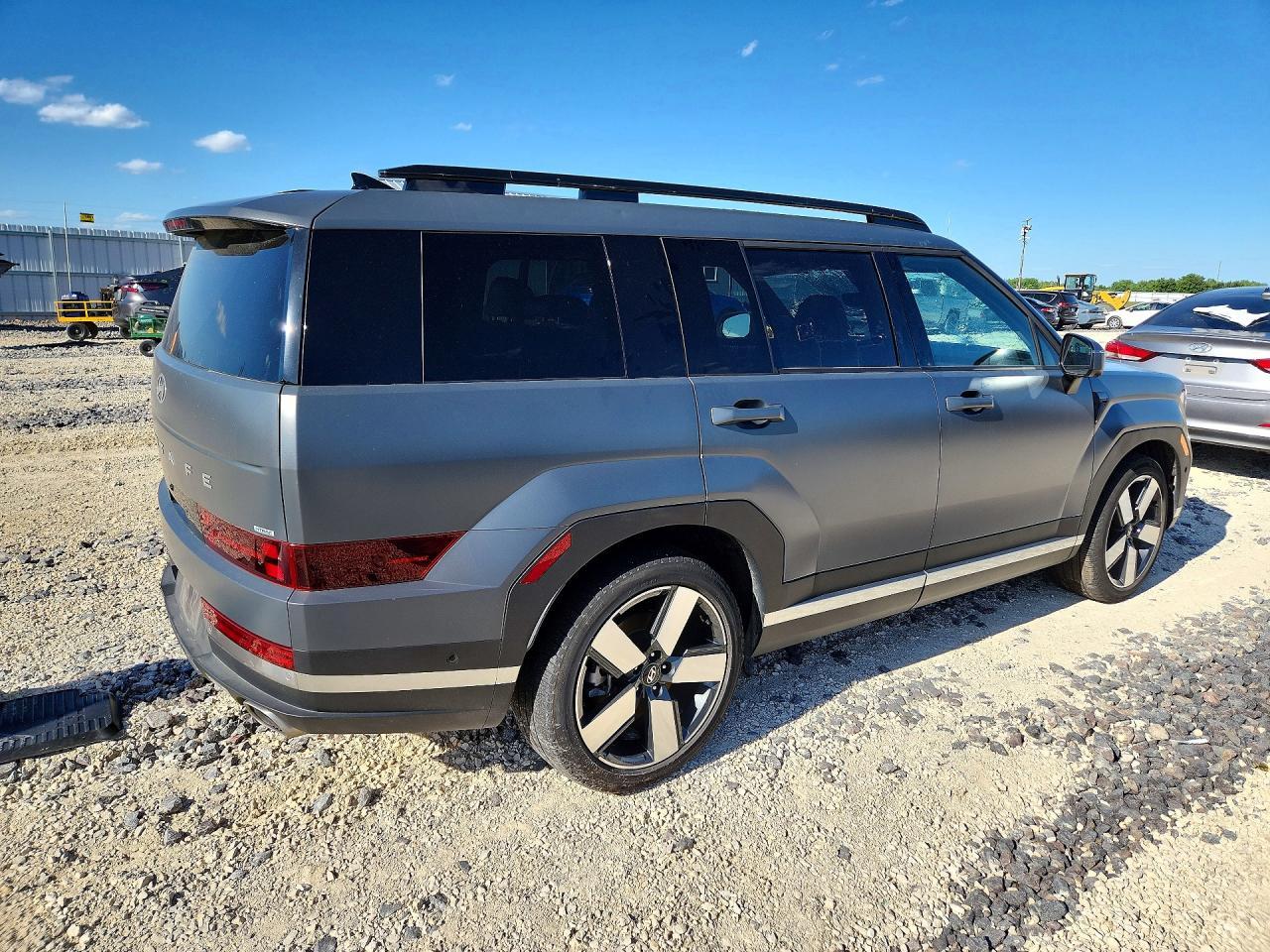 2024 Hyundai Santa Fe Limited - Фото 3