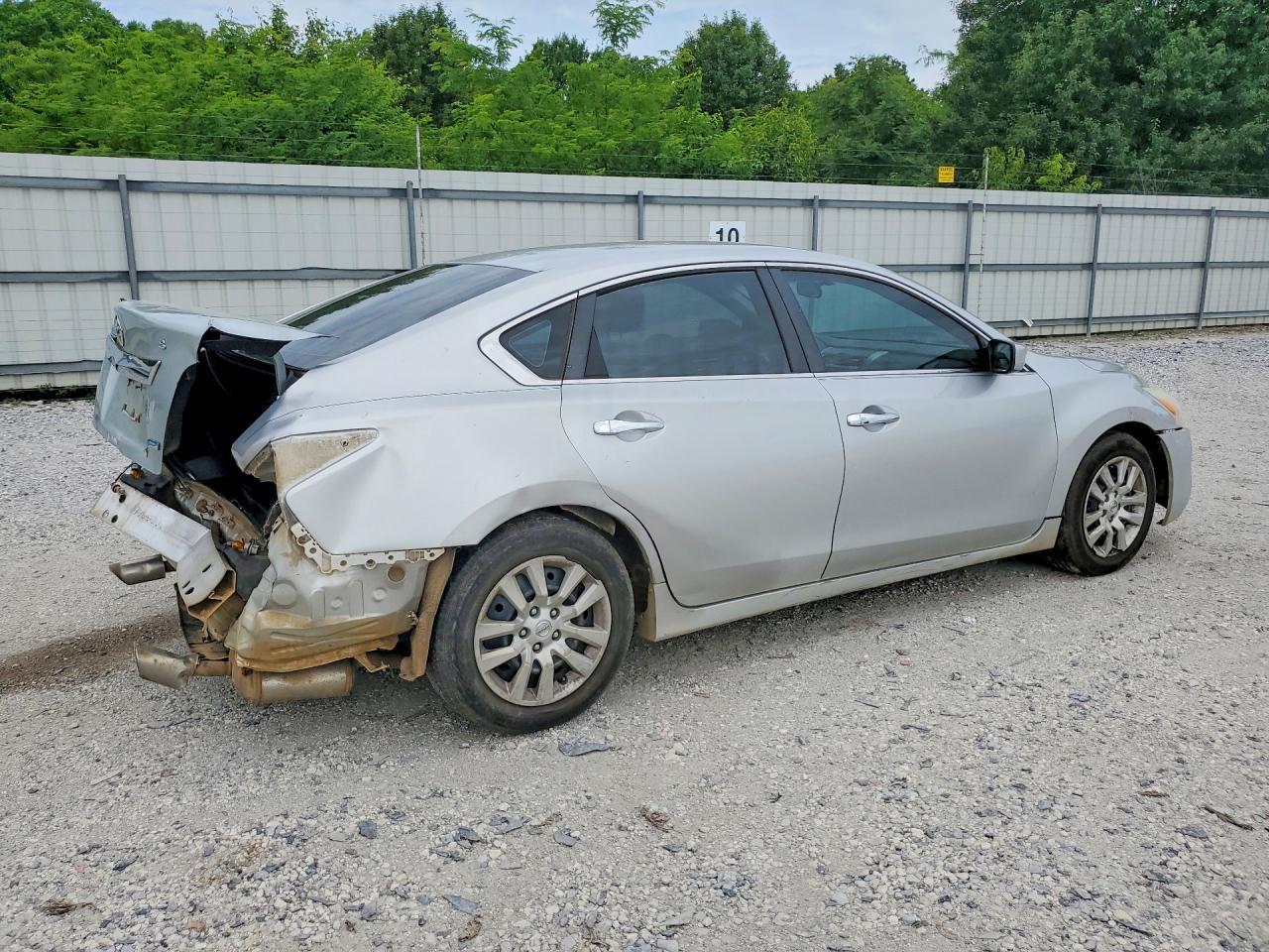 2013 Nissan Altima - Фото 3