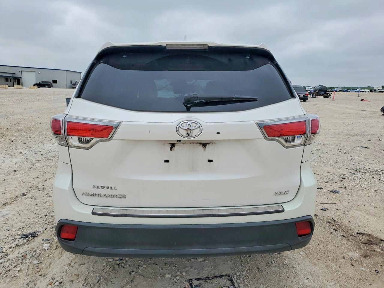 2015 Toyota Highlander Xle - Фото 6