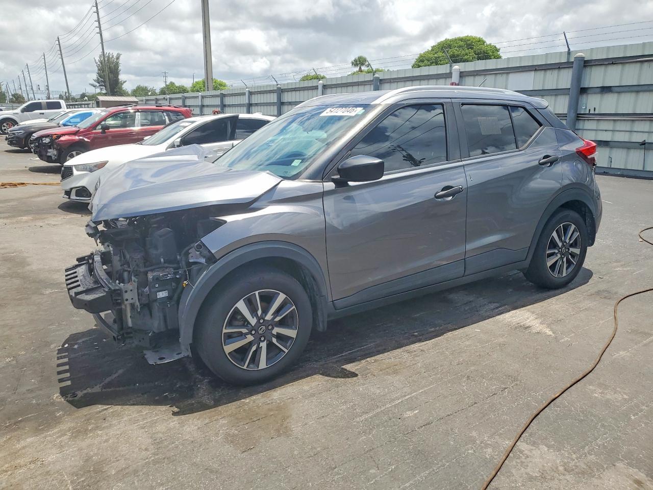 2019 Nissan Kicks S
