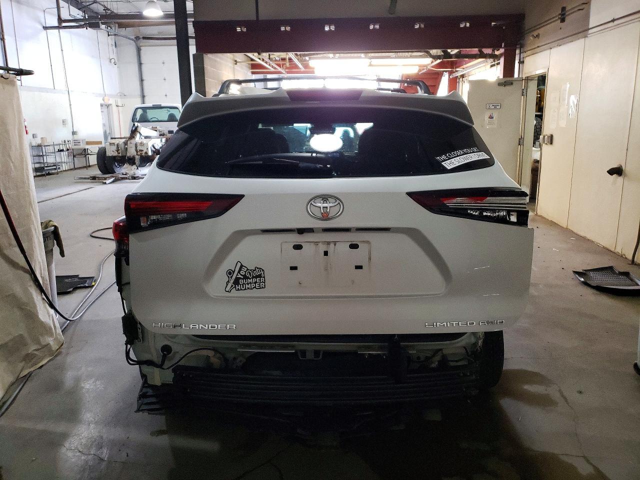 2024 Toyota Highlander Limited - Фото 6