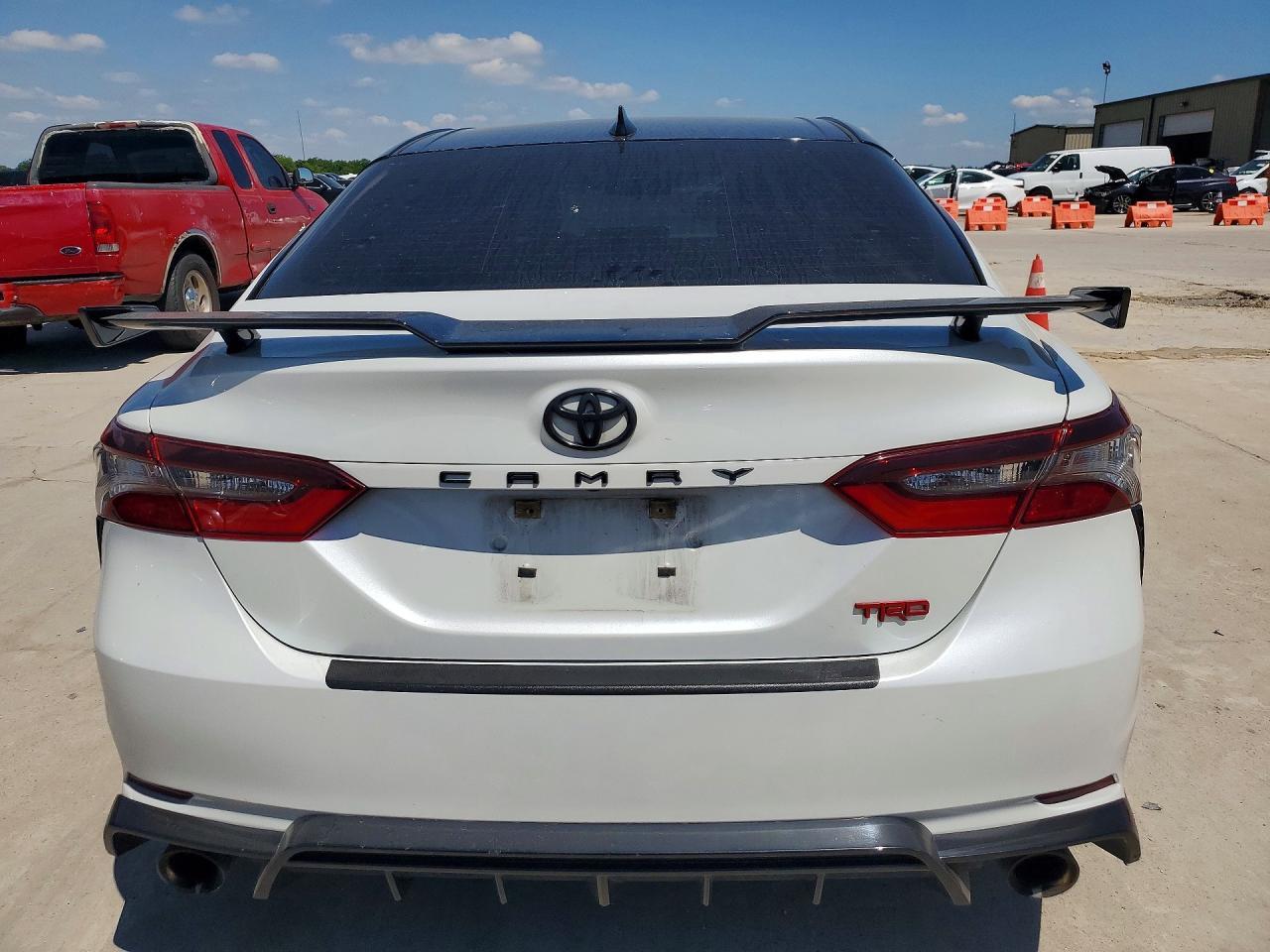 2021 Toyota Camry Trd - Фото 6