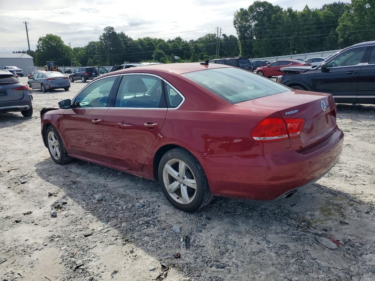 2015 Volkswagen Passat Se - Image 2