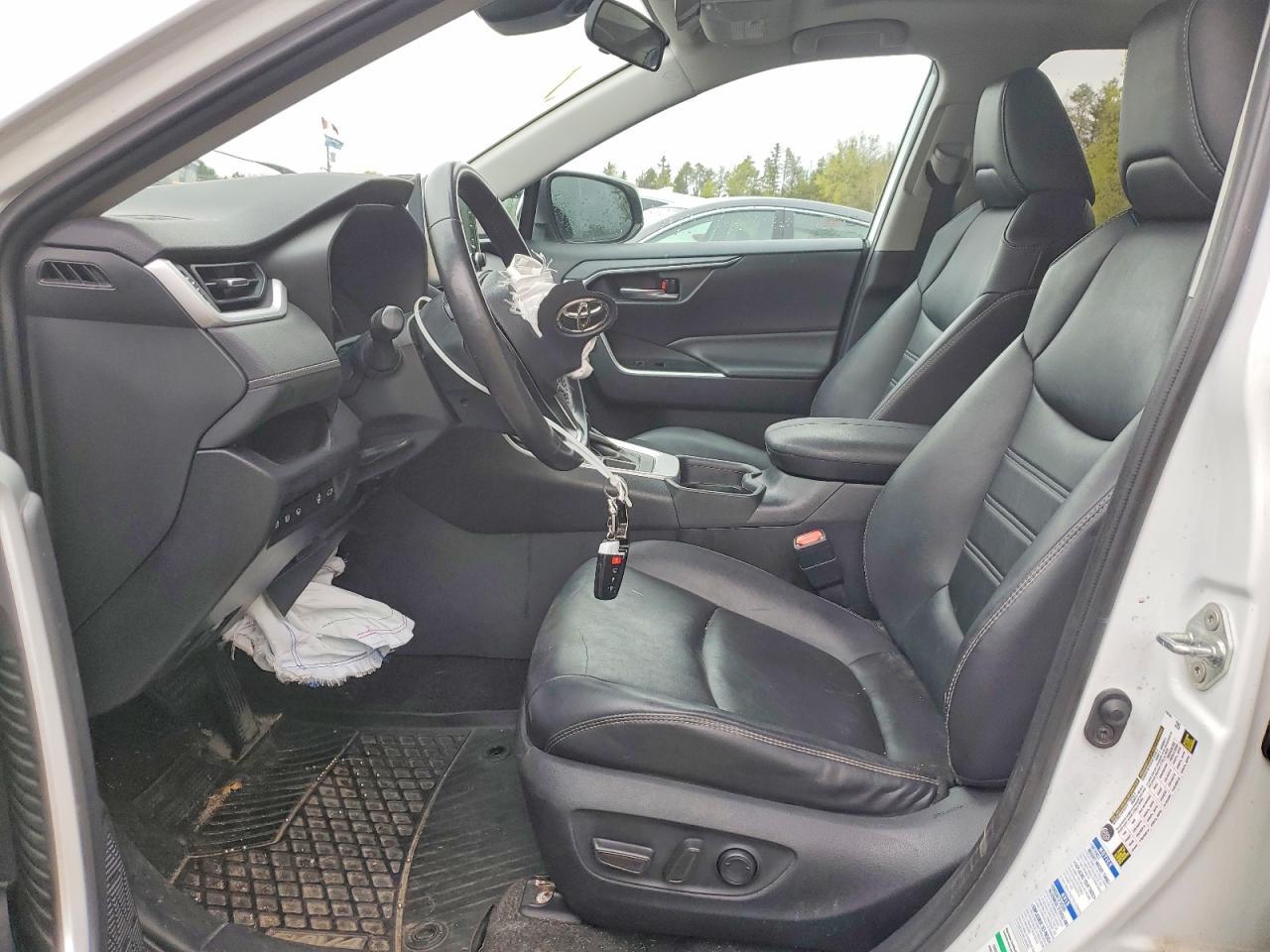 2020 Toyota Rav4 Xle - Image 7