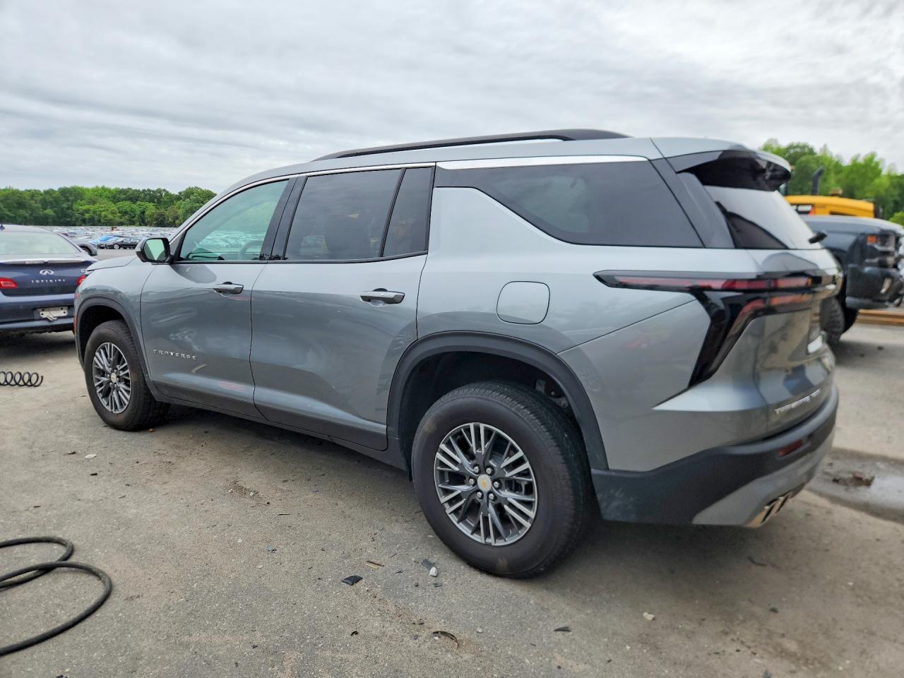 2026 Chevrolet Traverse Lt - Image 2