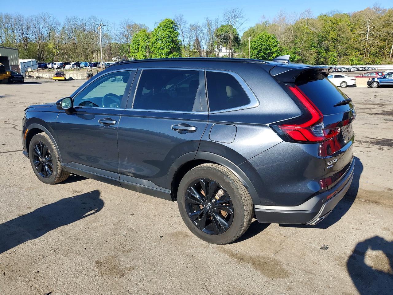 2023 Honda Cr-V Sport Touring - Image 2