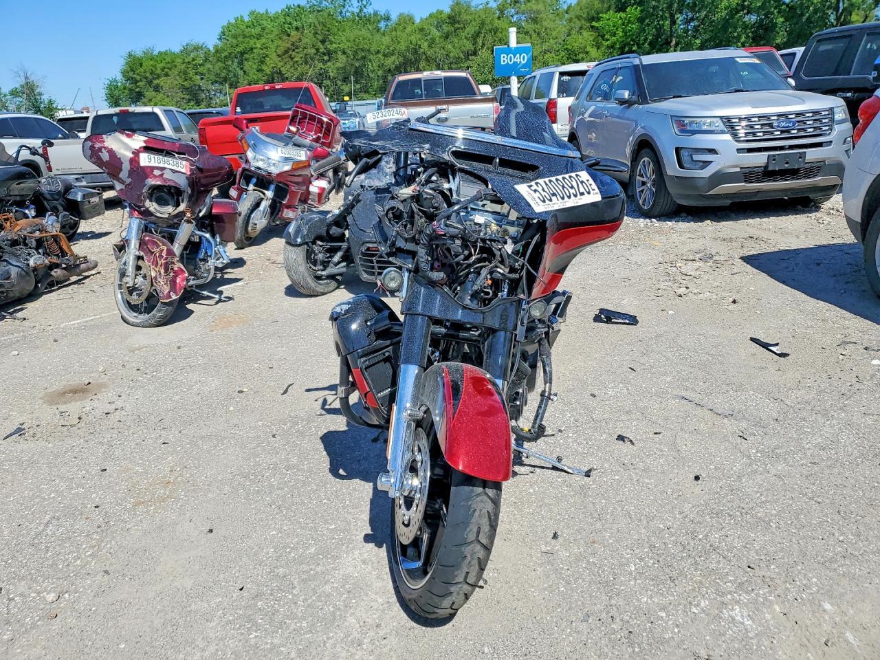 2017 Harley-Davidson Flhxse Cvo Street Glide - Фото 2