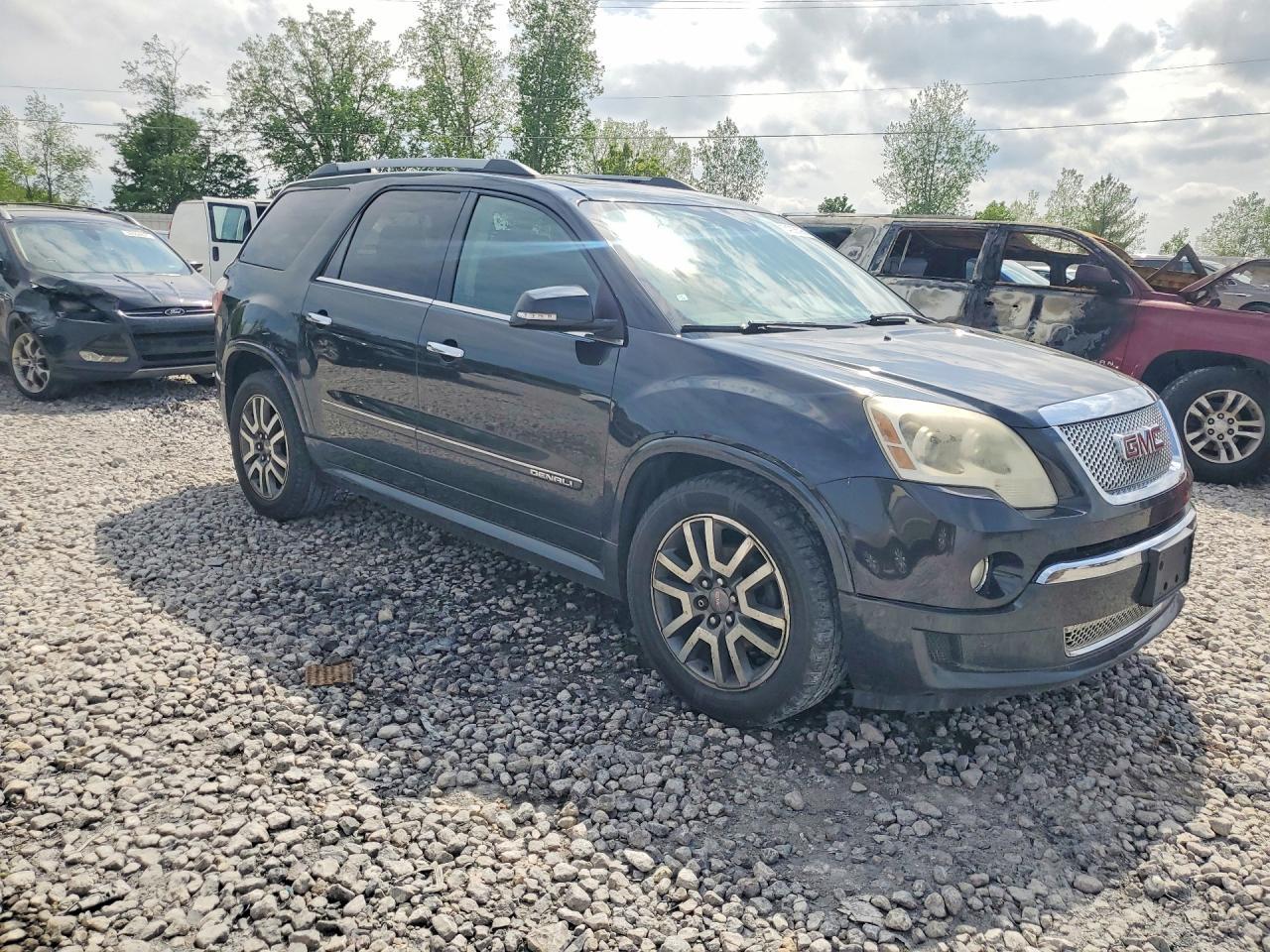 2012 GMC Acadia Denali - Image 4