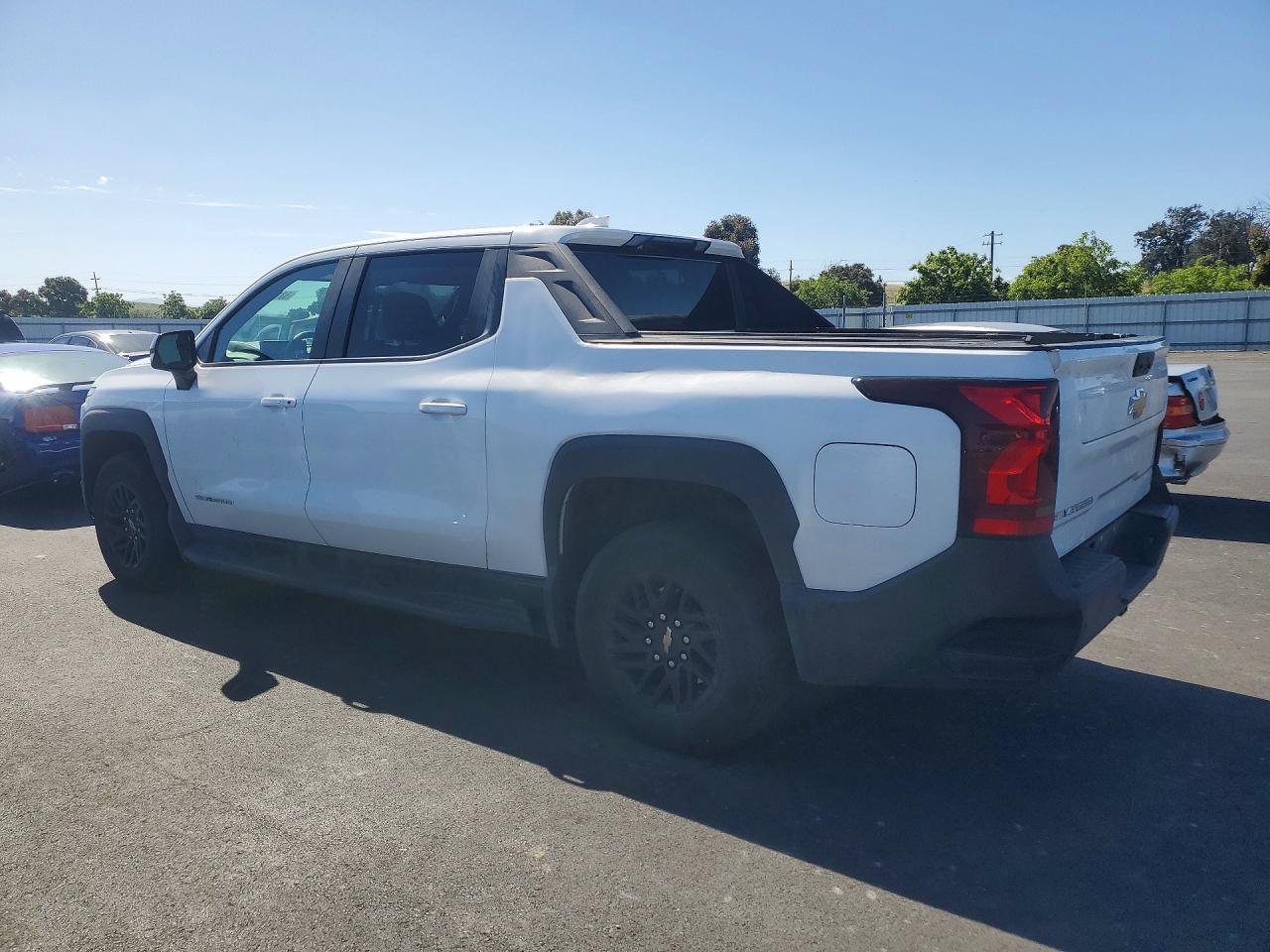 2024 Chevrolet Silverado - Image 2