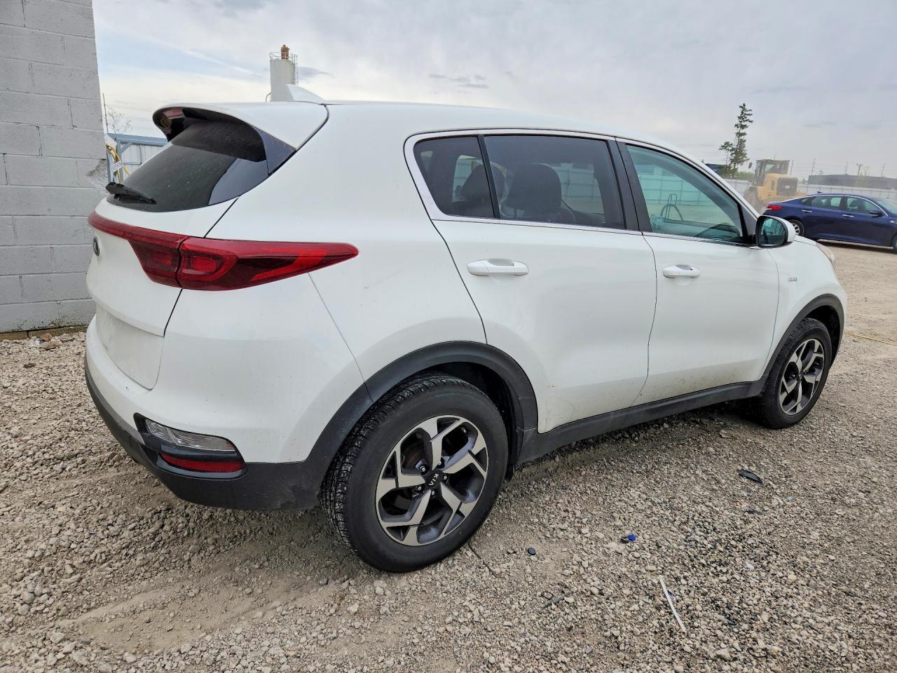 2020 Kia Sportage Lx - Фото 3