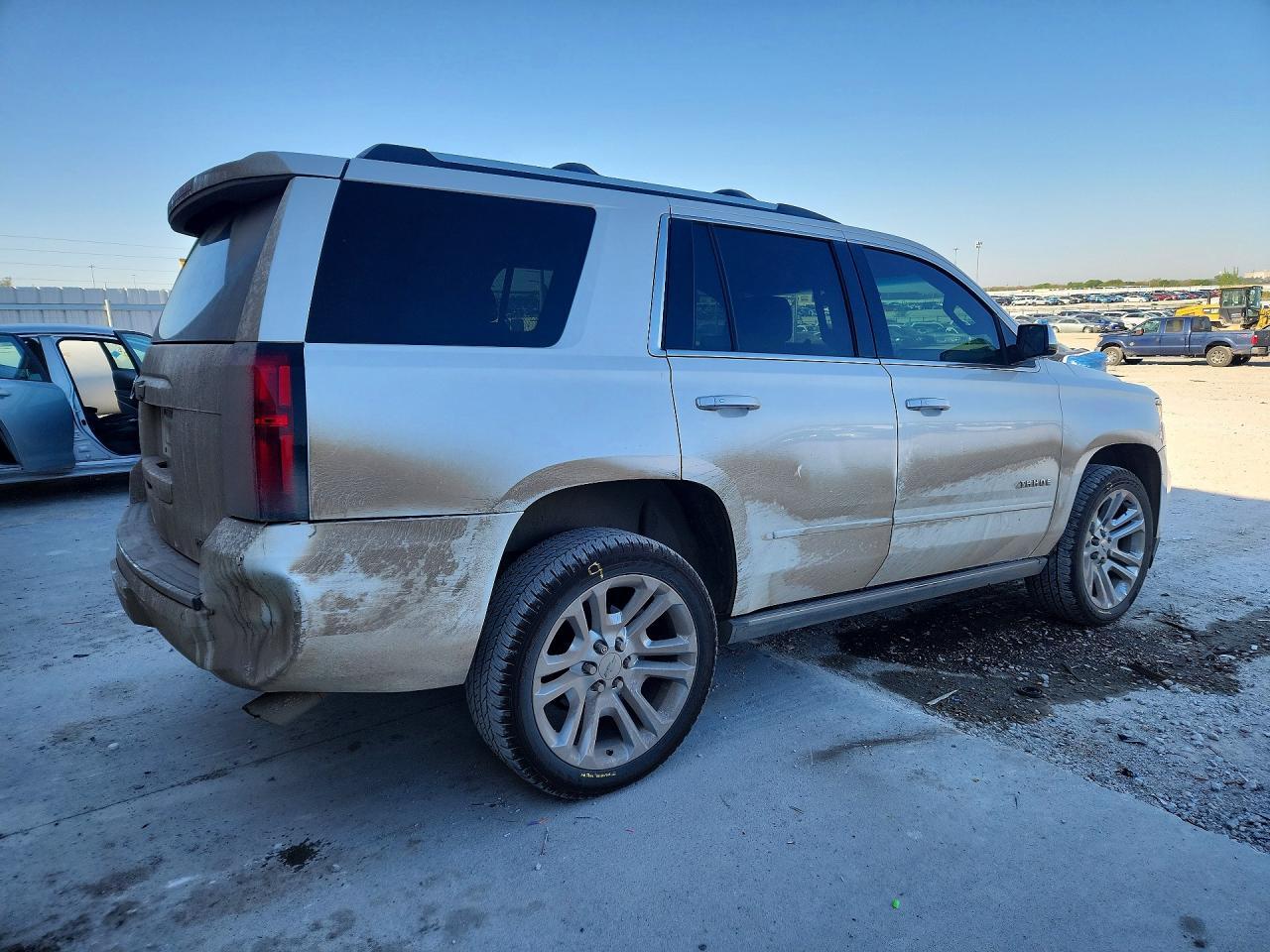 2019 Chevrolet Tahoe K1500 Premier - Image 3