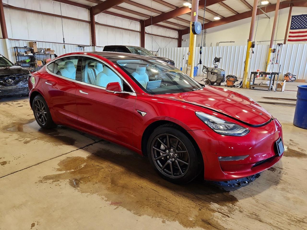 2018 Tesla Model 3 - Image 4