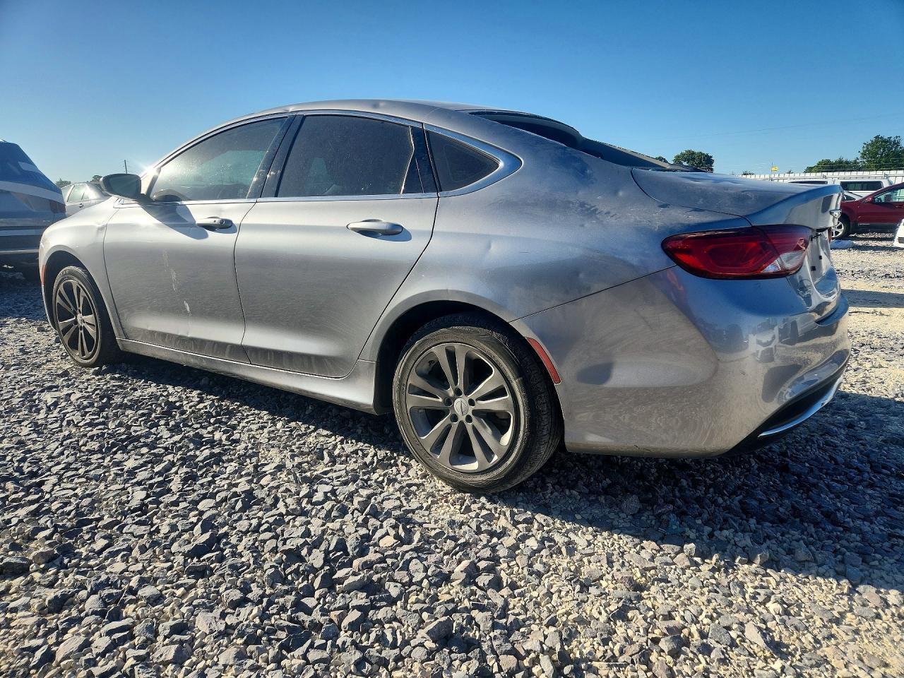 2016 Chrysler 200 Limited - Image 2
