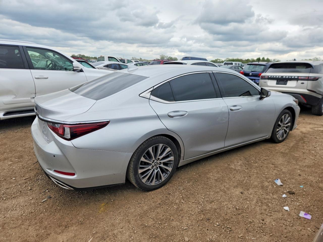 2020 Lexus Es 350 - Фото 3