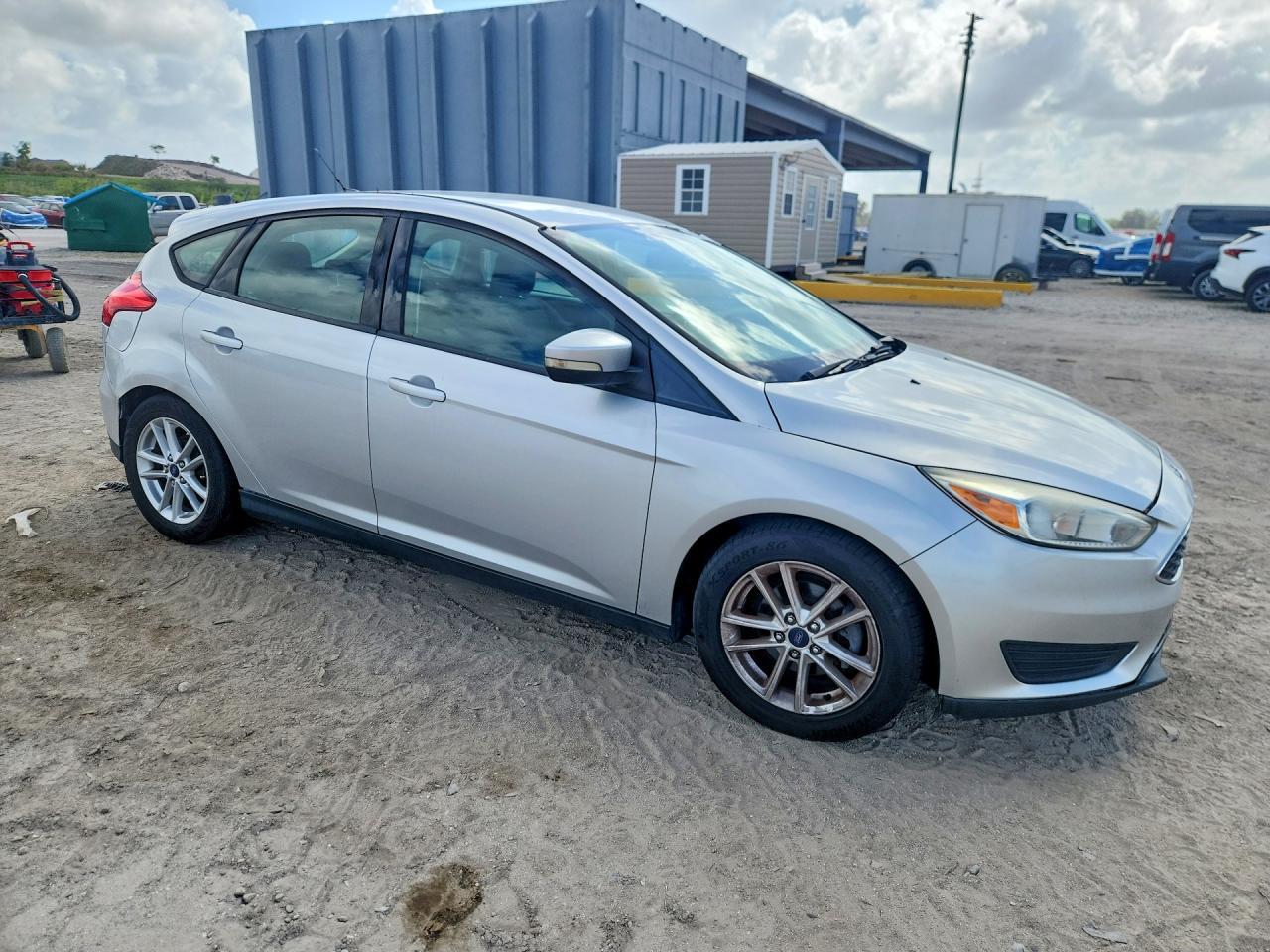 2016 Ford Focus Se - Фото 4