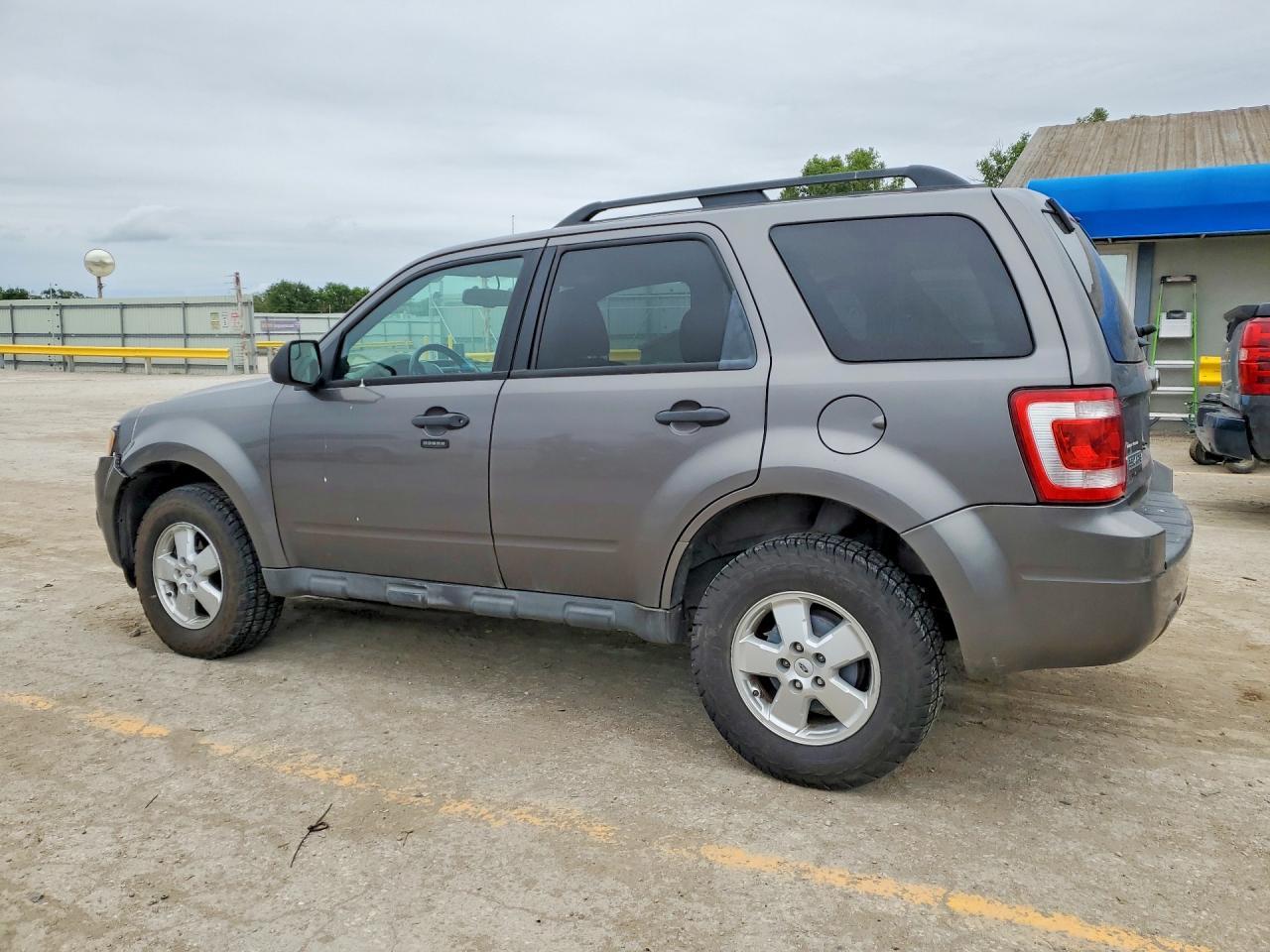 2012 Ford Escape Xlt - Image 2