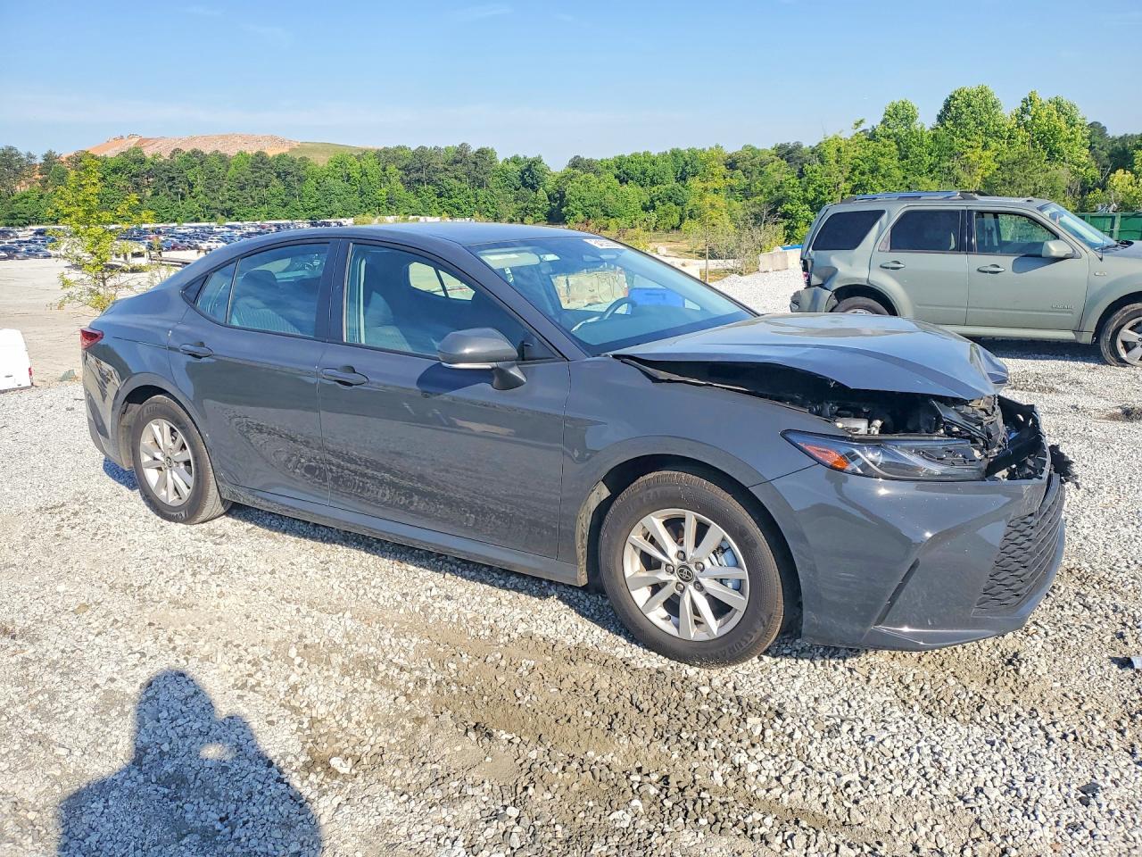 2025 Toyota Camry Le - Image 4