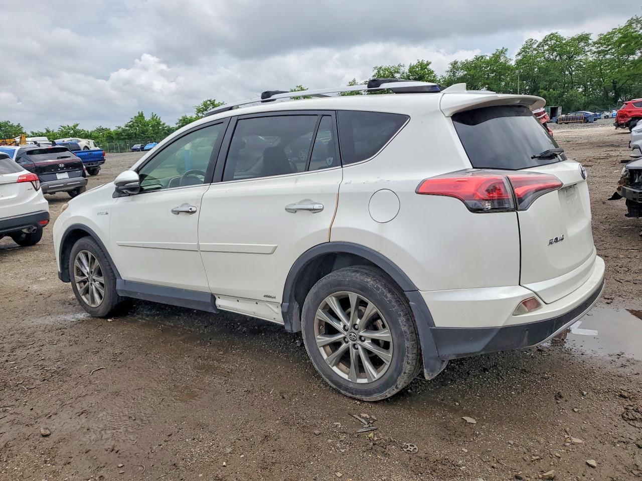 2016 Toyota Rav4 Hybrid Limited - Фото 2