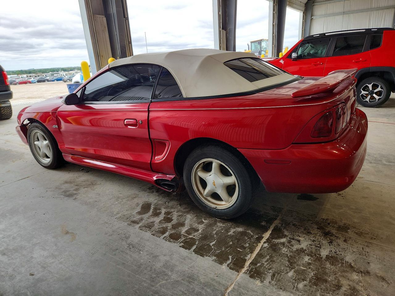1996 Ford Mustang Gt - Фото 2
