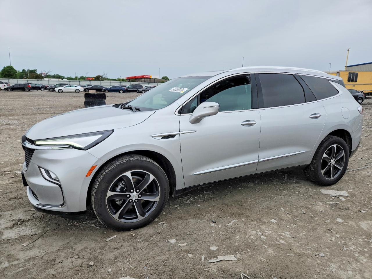 2022 Buick Enclave Essence