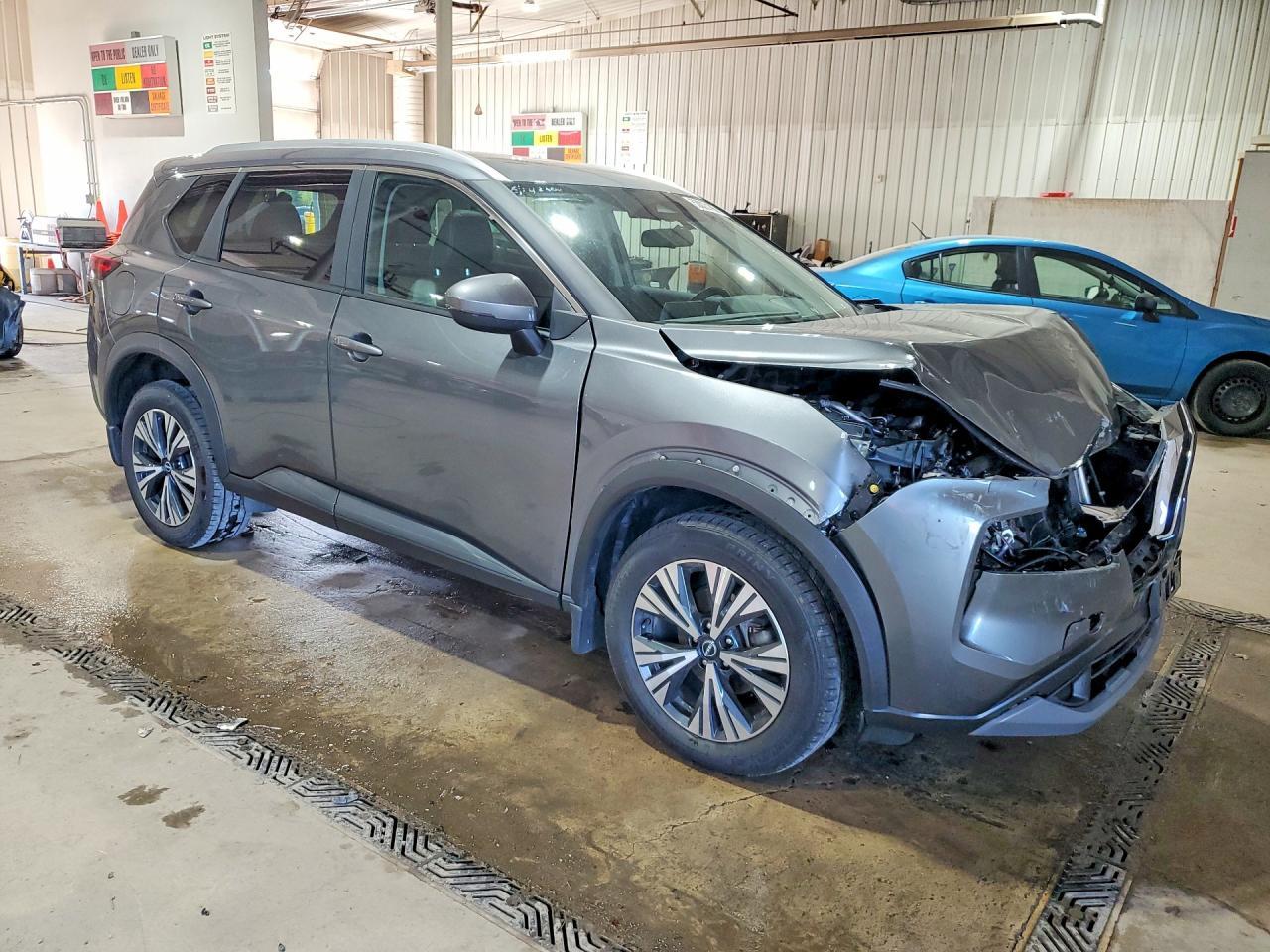 2023 Nissan Rogue Sv - Image 4