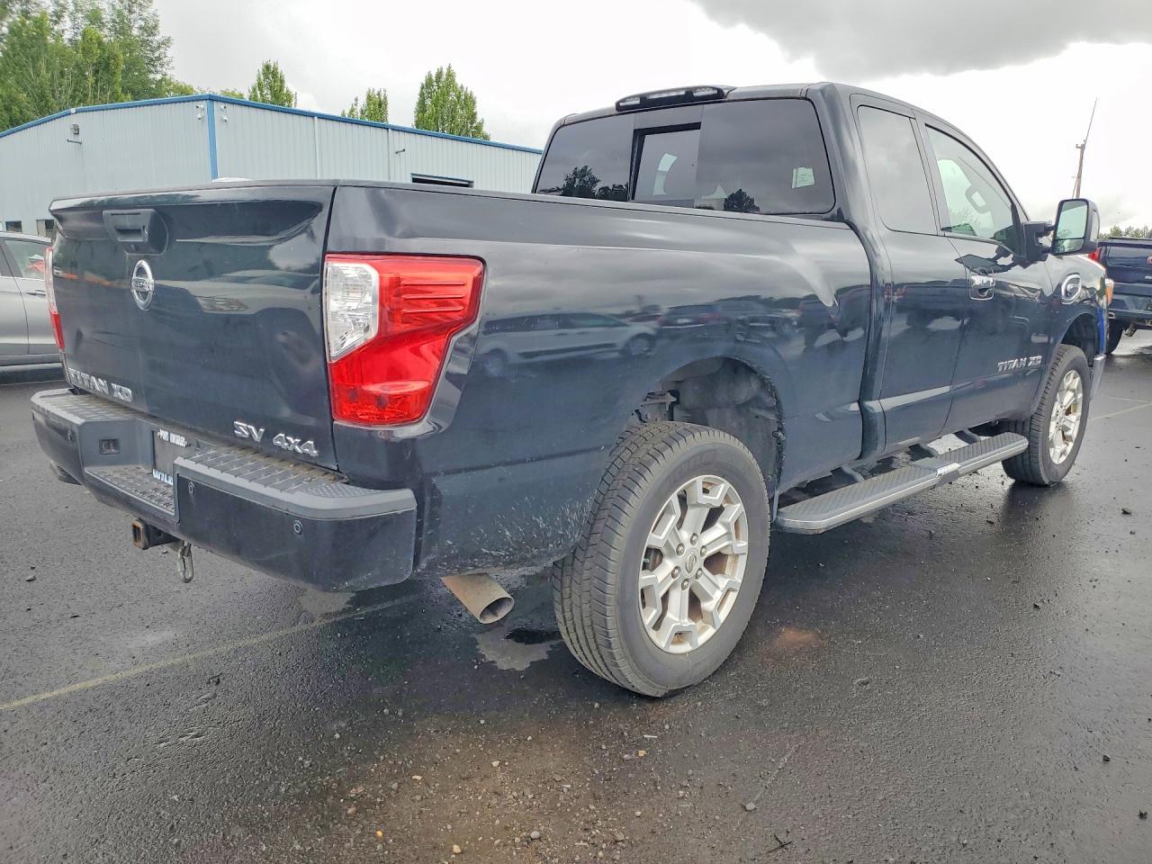 2017 Nissan Titan Xd Sv - Фото 3
