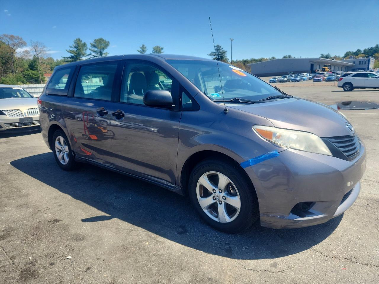2014 Toyota Sienna L 7-Passenger - Фото 4