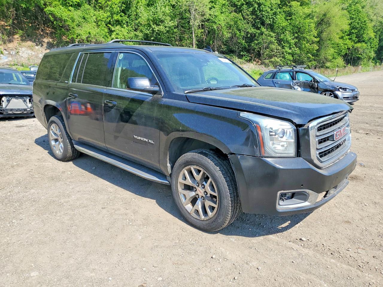 2016 GMC Yukon Xl K1500 Slt - Image 4