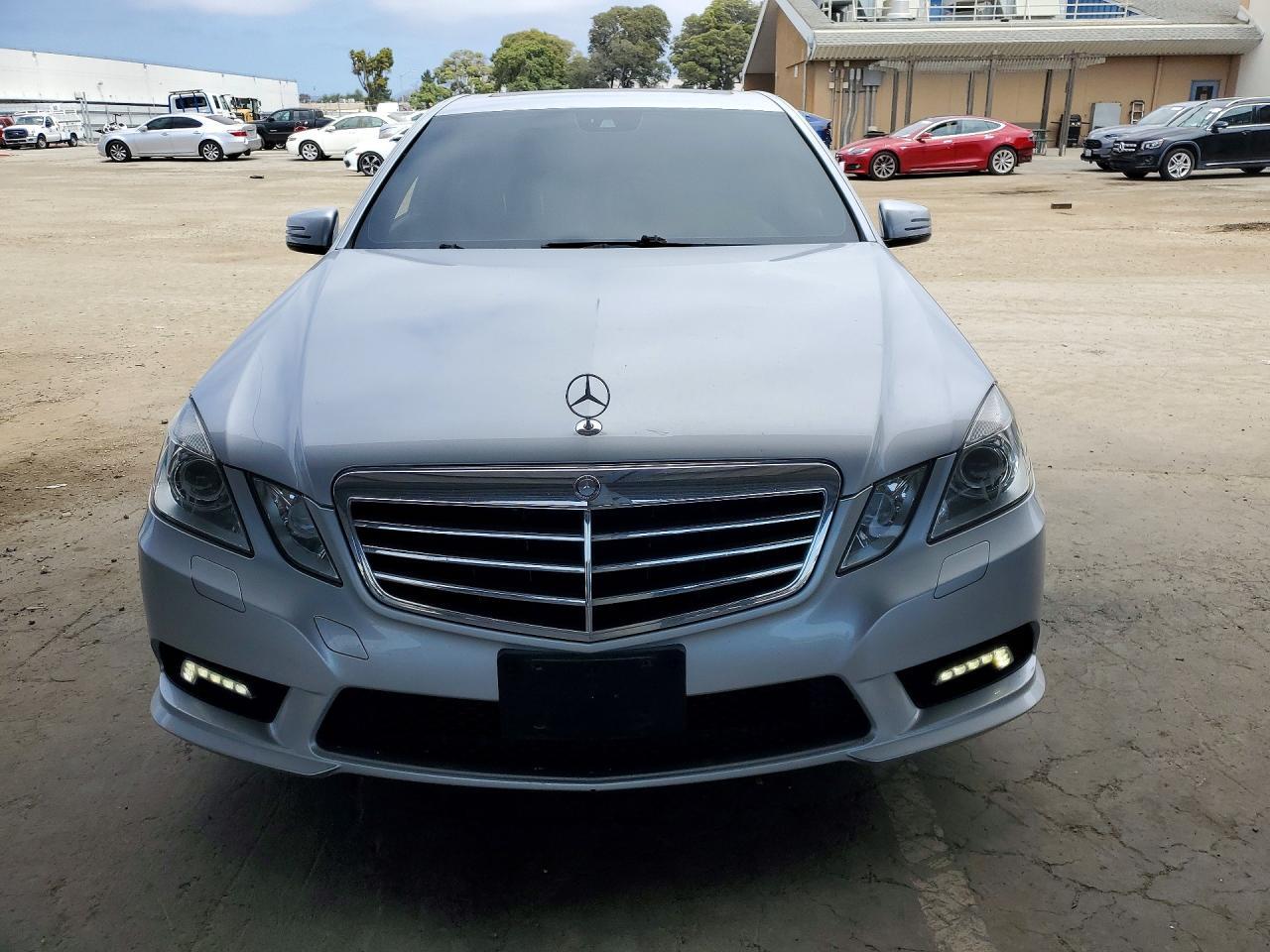 2011 Mercedes-Benz E 350 - Фото 5
