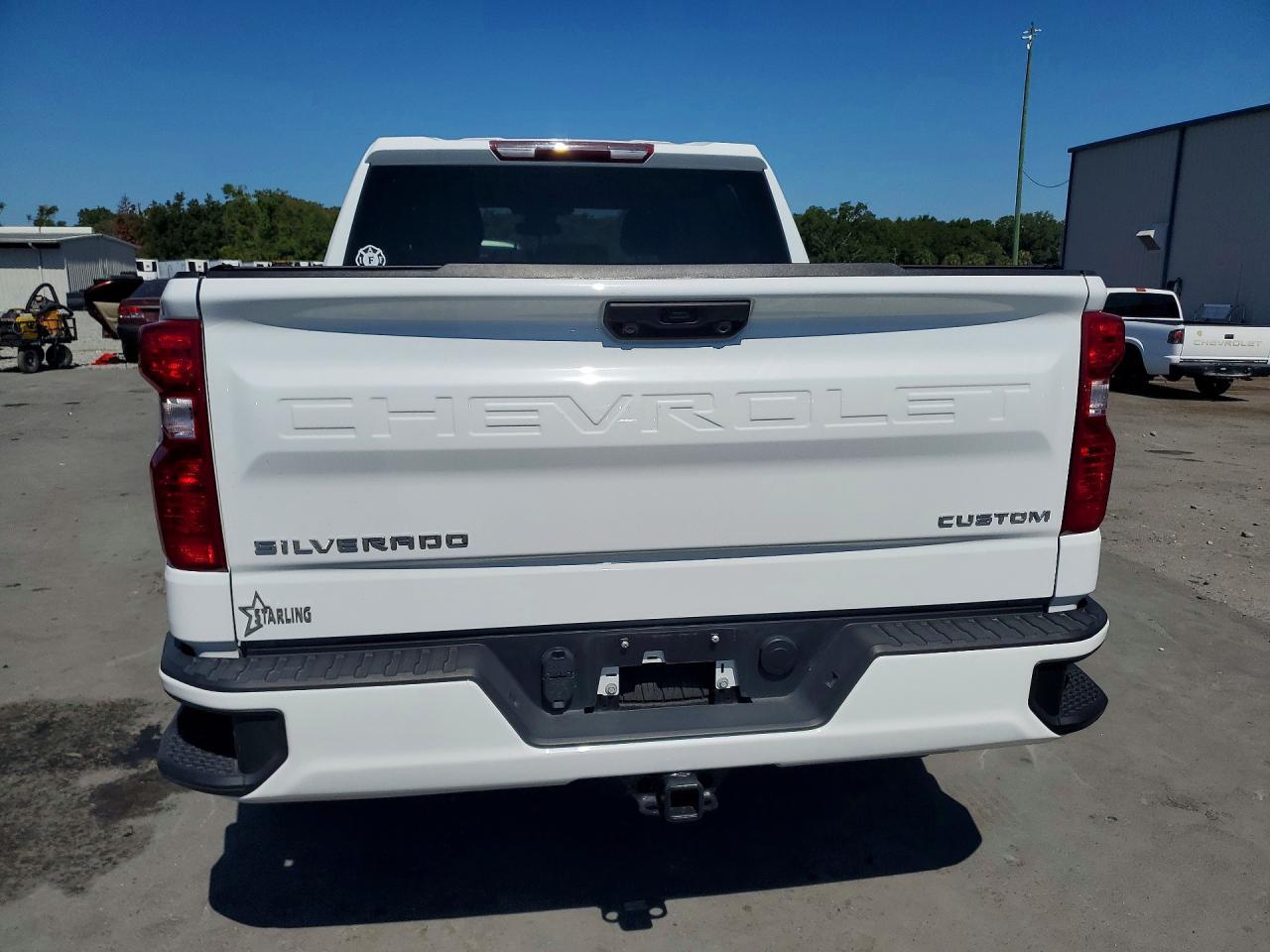 2025 Chevrolet Silverado C1500 Custom - Image 6