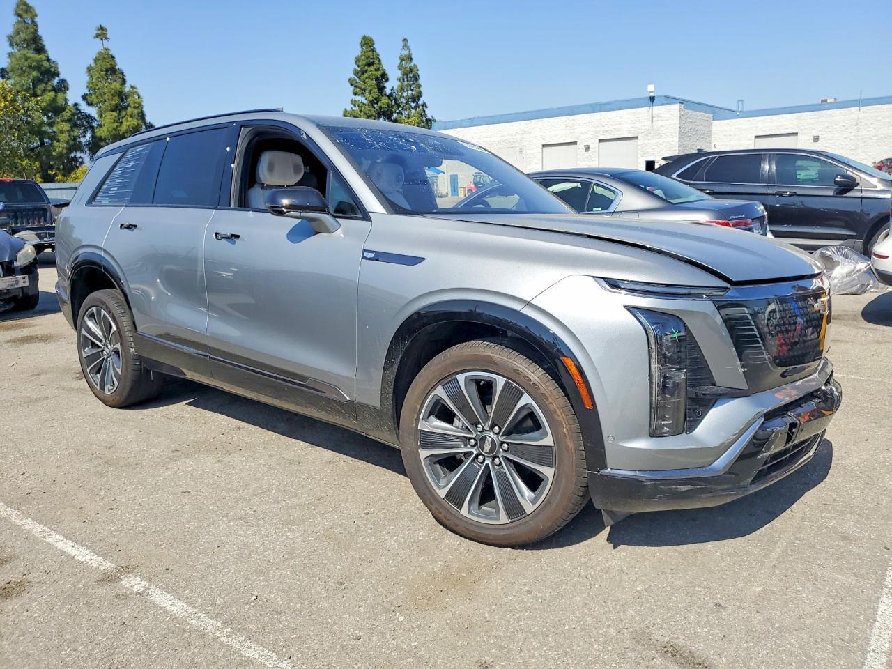 2026 Cadillac Vistiq Sport - Фото 4