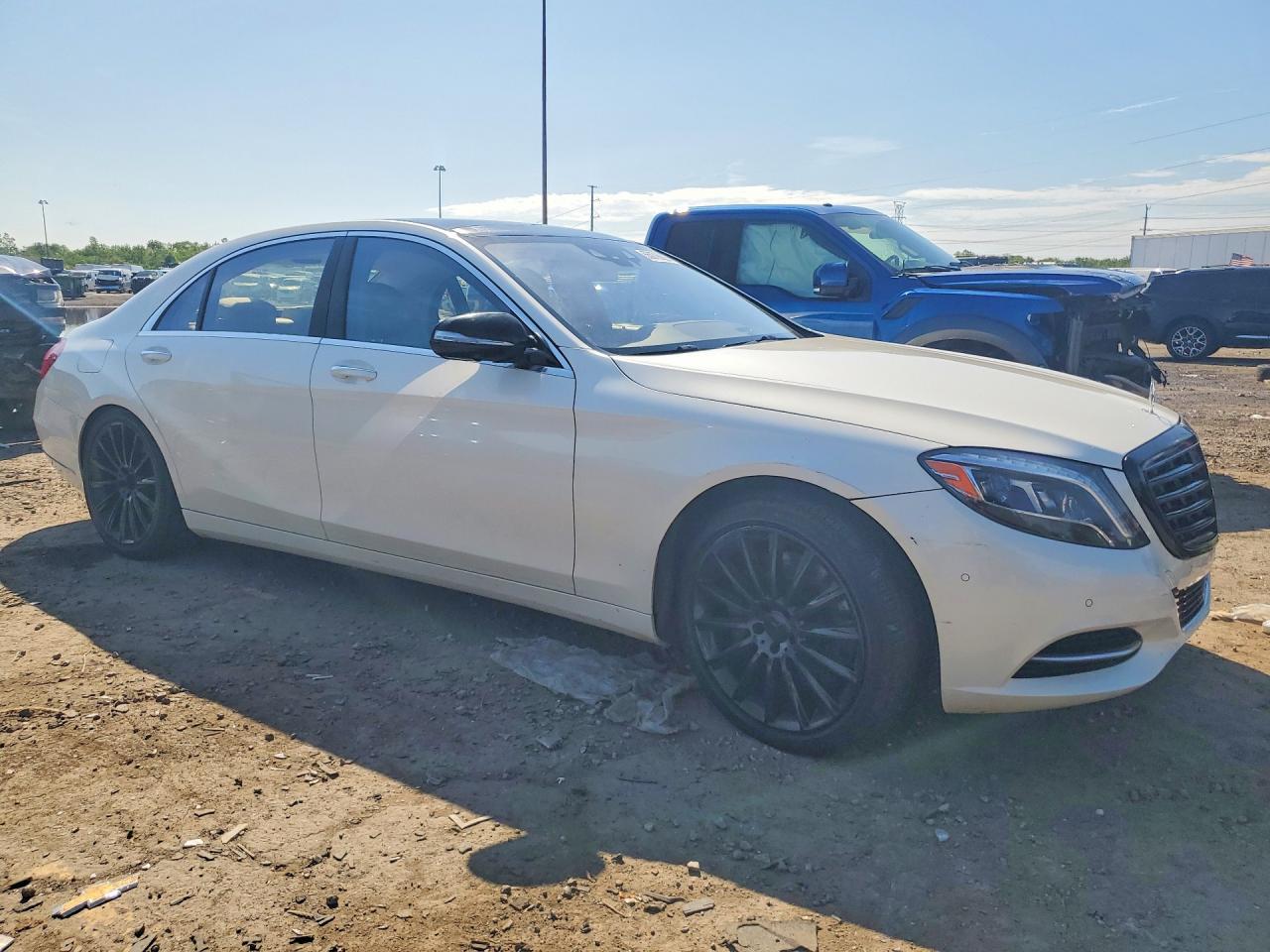 2015 Mercedes-Benz S 550 4Matic - Image 4