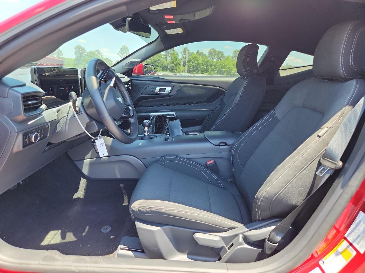 2024 Ford Mustang Gt - Фото 7