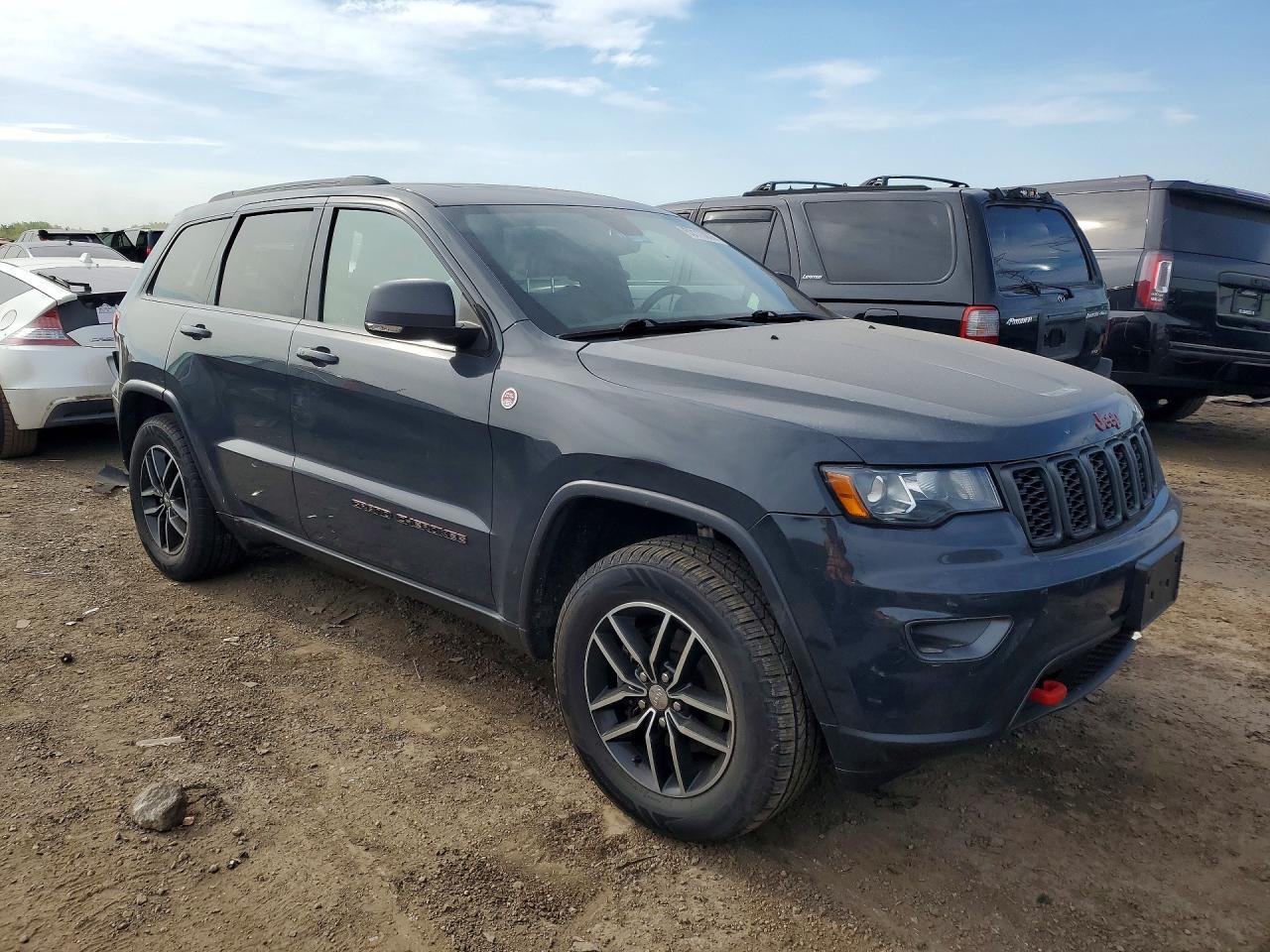 2018 Jeep Grand Cherokee Trailhawk - Image 4